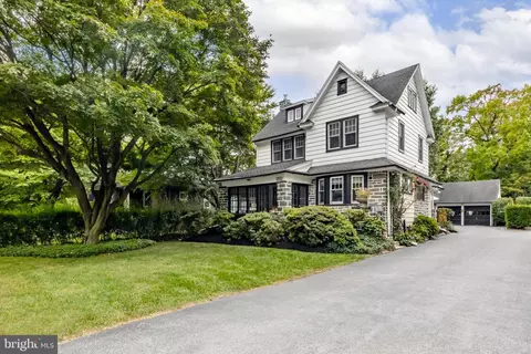 2512 W Darby Rd, Havertown, PA 19083
