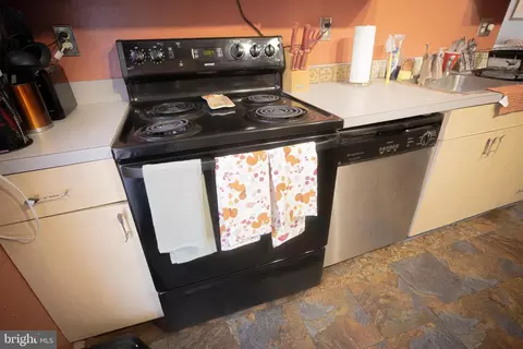 7741 Parkview Rd, Upper Darby, PA 19082 photo 16