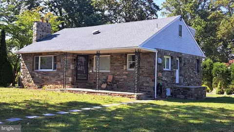 100 Chestnut St, Newtown Square, PA 19073