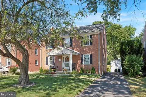 5011 Bond Ave, Drexel Hill, PA 19026