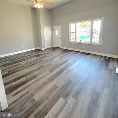 1407 Simpson St, Marcus Hook, PA 19061 photo 5