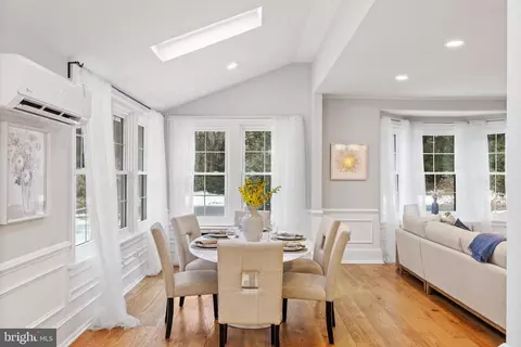 Dining - 321 S Wayne Ave, Wayne, PA 19087 photo 1 of 1