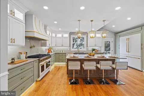 Kitchen - 321 S Wayne Ave, Wayne, PA 19087 photo 2 of 7