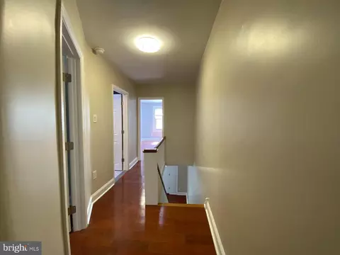 Entry Way - 397 Bayard Rd, Upper Darby, PA 19082 photo 2 of 5