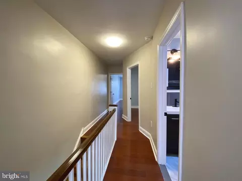 Entry Way - 397 Bayard Rd, Upper Darby, PA 19082 photo 3 of 5