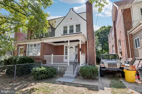 208 Bartlett Ave, Sharon Hill, PA 19079