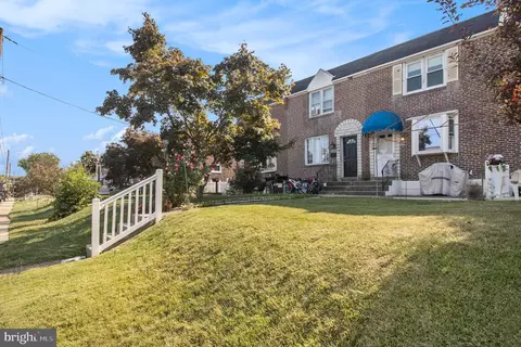1064 Oakwood Dr, Glenolden, PA 19036