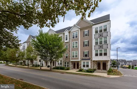 206 Charles Ellis Drive Dr, Newtown Square, PA 19073