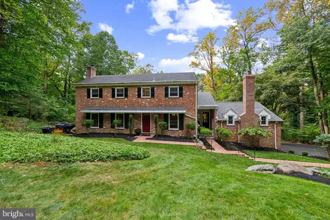 4020 Fox Hill Ln, Newtown Square, PA 19073