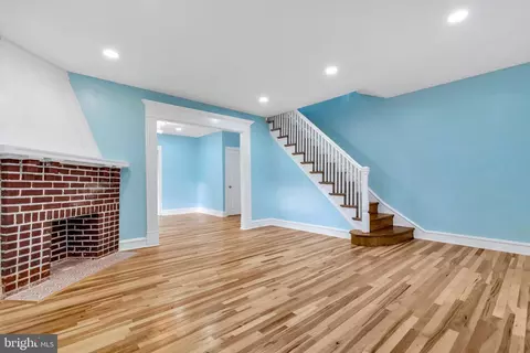 Living - 200 Kingston Rd, Upper Darby, PA 19082 photo 1 of 5