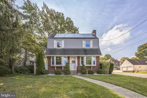 511 S Ridgeway Ave, Glenolden, PA 19036
