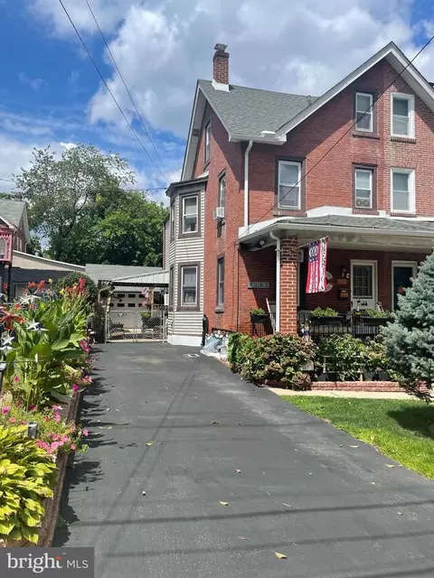 507 E Broadway Ave, Clifton Heights, PA 19018