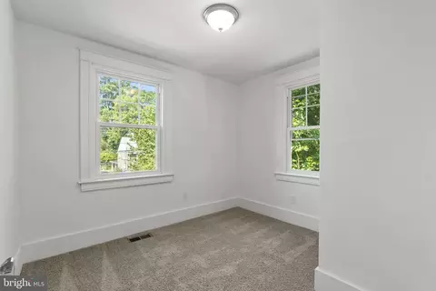 22 E Marshall Rd, Lansdowne, PA 19050 photo 18