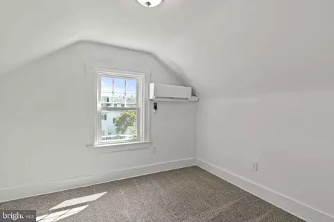 22 E Marshall Rd, Lansdowne, PA 19050 photo 24