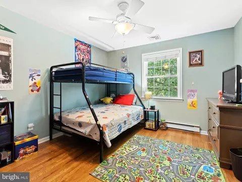 Bedroom - 67 Old State Rd, Springfield, PA 19064 photo 8 of 8