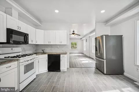 1279 Haverford Rd, Crum Lynne, PA 19022