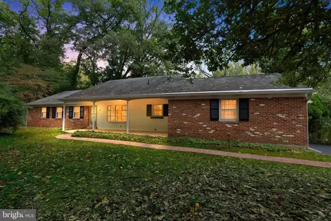 2977 N Providence Rd, Media, PA 19063