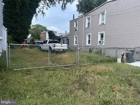 221 N 9th St, Darby, PA 19023