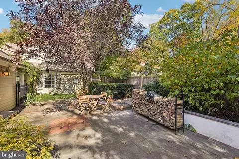 Exterior - 709 Eagle Rd, Wayne, PA 19087 photo 8 of 12