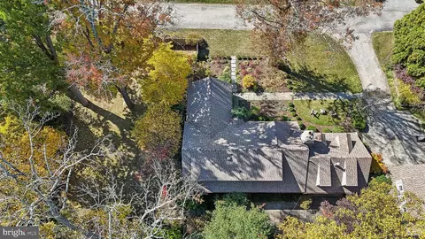 View/Area - 709 Eagle Rd, Wayne, PA 19087 photo 3 of 11