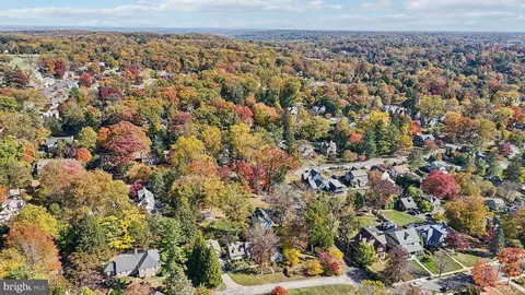 View/Area - 709 Eagle Rd, Wayne, PA 19087 photo 6 of 11