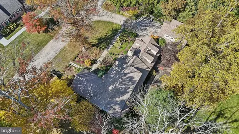 View/Area - 709 Eagle Rd, Wayne, PA 19087 photo 4 of 11