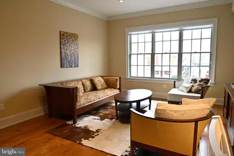 Living - 108 E Lancaster Ave #B-2, Wayne, PA 19087 photo 2 of 3