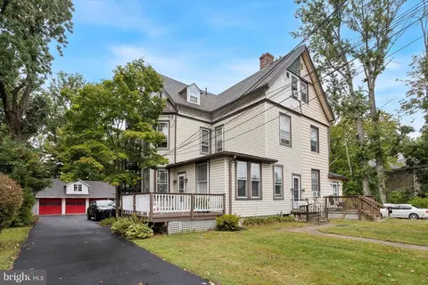 220 S Scott Ave, Glenolden, PA 19036