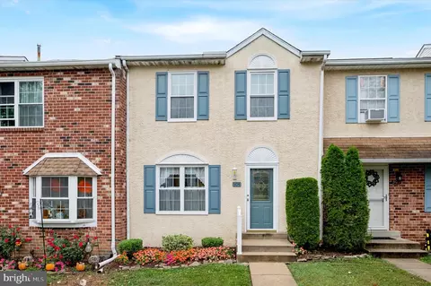 504 Evergreen Ln #35, Aston, PA 19014