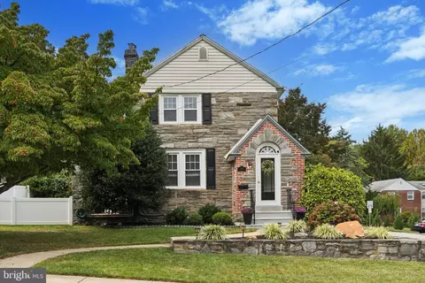 60 Lindbergh Ave, Broomall, PA 19008