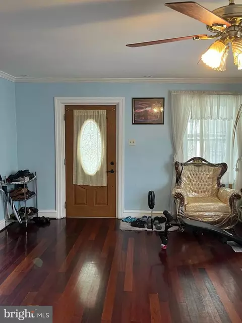 7119 Penarth Ave, Upper Darby, PA 19082 photo 10
