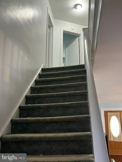 7119 Penarth Ave, Upper Darby, PA 19082 photo 11
