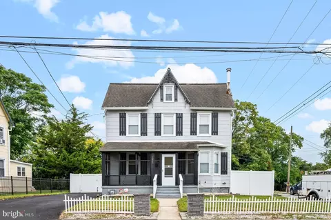 1221 Woodland Ave, Sharon Hill, PA 19079