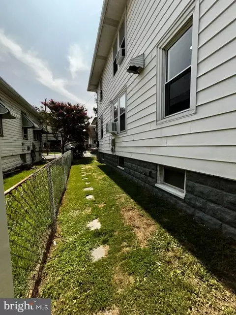 154 Harvey Ave, Linwood, PA 19061 photo 14