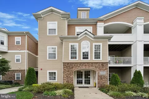 4000 Village Way #4204, Boothwyn, PA 19061