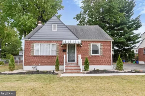406 Sylvan Way, Aldan, PA 19018