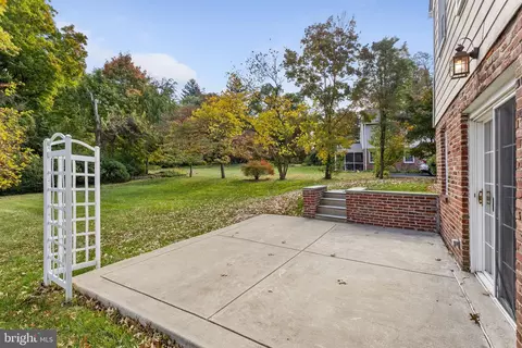 411 Saint Davids Ave, Wayne, PA 19087 photo 28