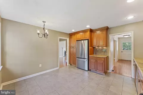 411 Saint Davids Ave, Wayne, PA 19087 photo 5