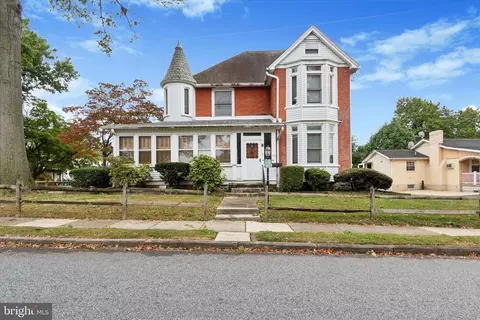 230 Owen Ave, Lansdowne, PA 19050