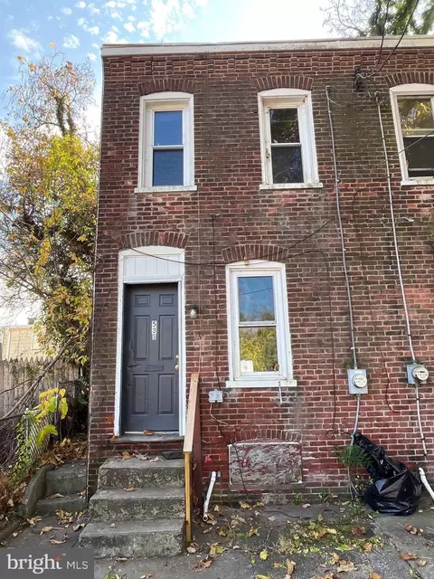 535 Moya St, Chester, PA 19013