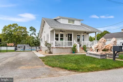 2326 3rd Ave, Boothwyn, PA 19061