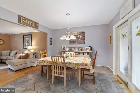 Dining - 1727 Mill Rd, Boothwyn, PA 19061 photo 1 of 1
