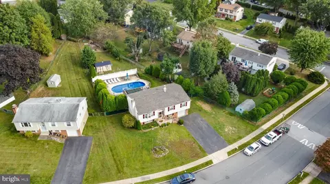 1727 Mill Rd, Boothwyn, PA 19061