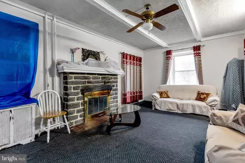 Living - 7017 Wayne Ave, Upper Darby, PA 19082 photo 1 of 1