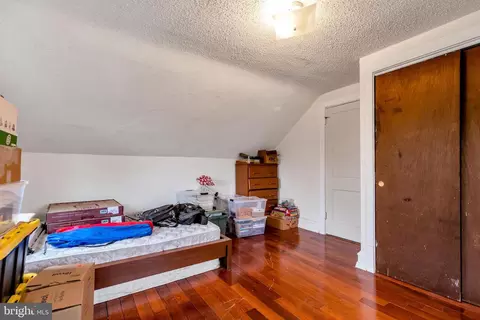 Bedroom - 7017 Wayne Ave, Upper Darby, PA 19082 photo 10 of 10
