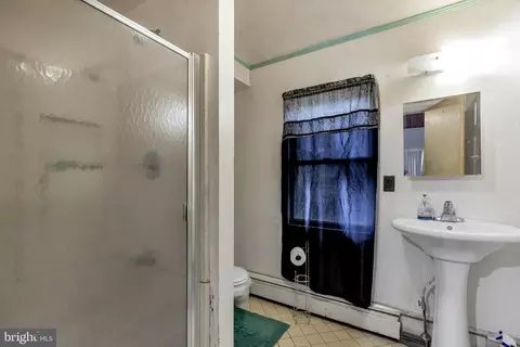Bath - 7017 Wayne Ave, Upper Darby, PA 19082 photo 1 of 6