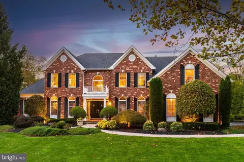 30 Heather Way, Newtown Square, PA 19073