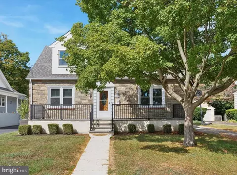 1414 Ashton Rd, Havertown, PA 19083