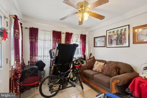 6920 Clinton Rd, Upper Darby, PA 19082 photo 3