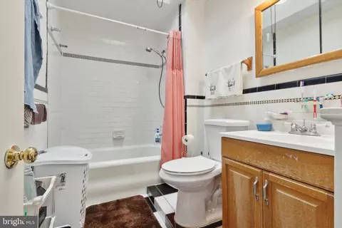 6920 Clinton Rd, Upper Darby, PA 19082 photo 11